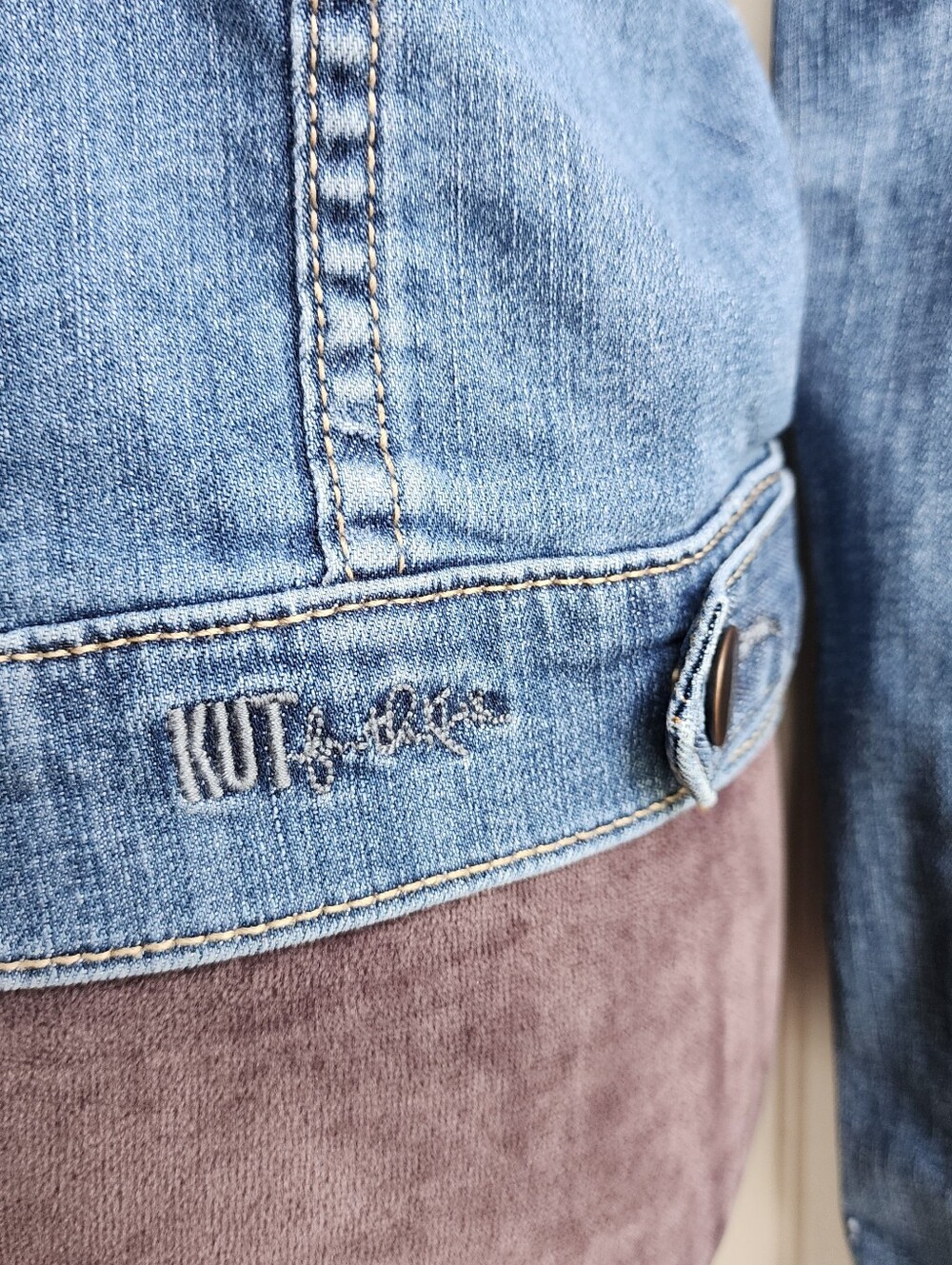 Kut From The Kloth Blue Stretch Fitted Crop Denim Jacket Faithfully Sz M - Picture 7 of 15